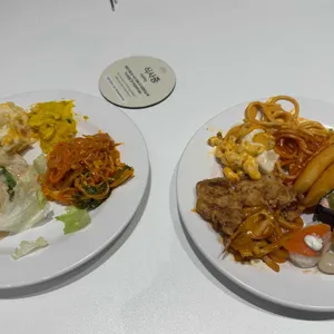 애슐리퀸즈 대표 사진