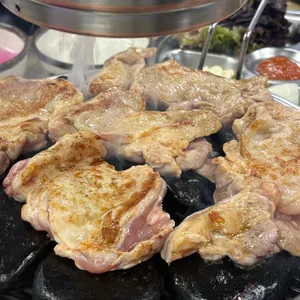 조약돌숯불닭갈비 대표 사진