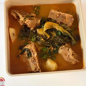 홍뼈감자탕 사진