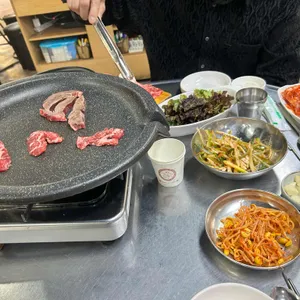 탄다 타 대표 사진