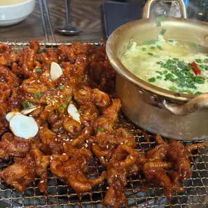 애리꼼닭발 대표 사진