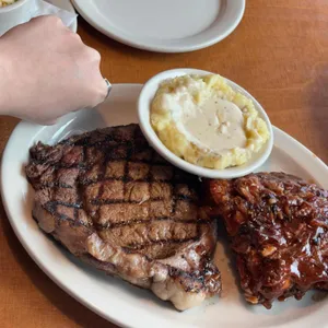 텍사스 로드하우스 사진