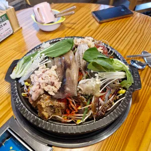 깃든 대표 사진