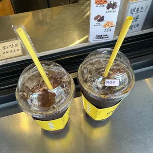 컴포즈커피 대표 사진