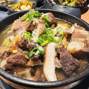 진주냉면 산홍 대표 사진