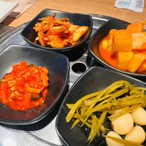 진주냉면 산홍 대표 사진