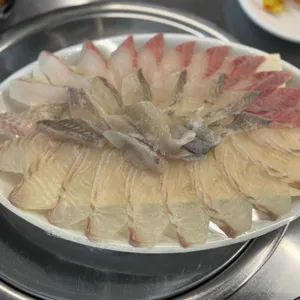 수산물창고 사진