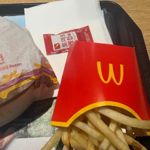 맥도날드 대표 사진