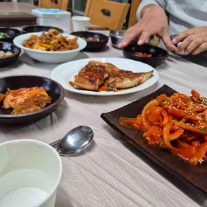 아느로 대표 사진