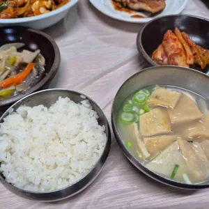 아느로 대표 사진