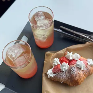 어라우즈로스터리 사진 1