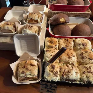 퍼프베이커리 리뷰 사진