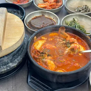 완뚝순두부 사진 1