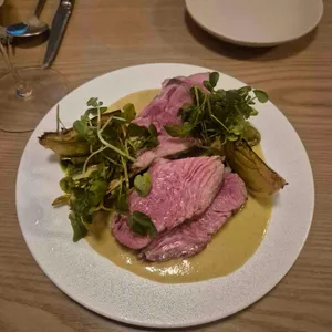 엠바시 Embassy 대표 사진