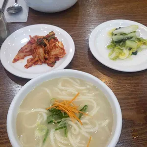 연희동칼국수 대표 사진