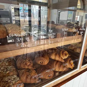 노디너리 대표 사진