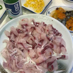 사랑해횟집 사진