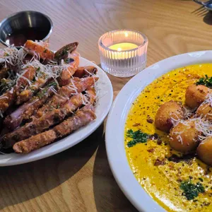 스테이블 테이블 대표 사진