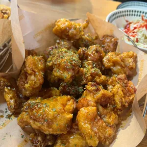 보드람치킨 사진