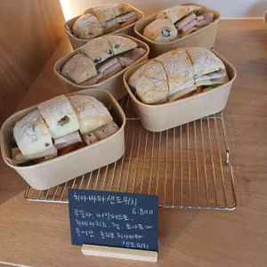 낙타베이커리 대표 사진