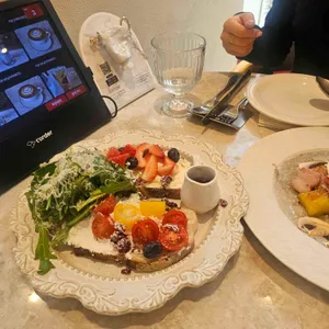 더미뇽 서울 대표 사진