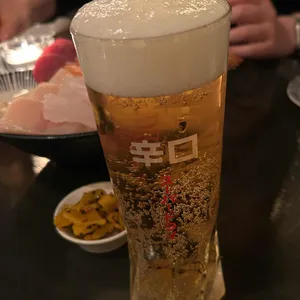 이로우 대표 사진