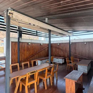 더 브릿지 리뷰 사진