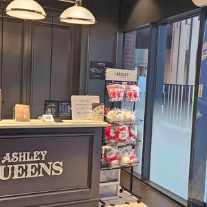 애슐리퀸즈 대표 사진