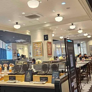 애슐리퀸즈 대표 사진