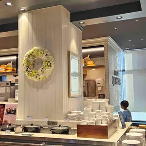 애슐리퀸즈 대표 사진