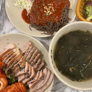 오봉집 대표 사진