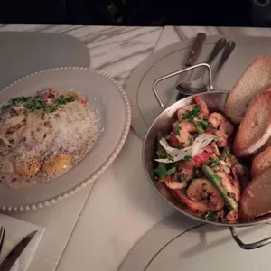 808웨스트도어 대표 사진