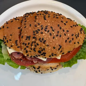 브레댄코 대표 사진