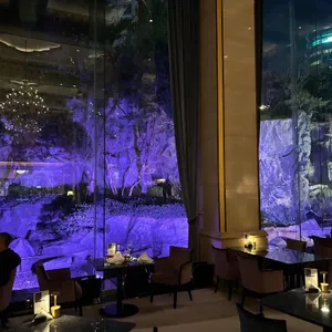 페닌슐라 대표 사진