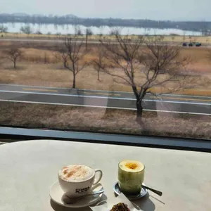 콤마플래닛 대표 사진