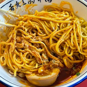 시홍쓰 대표 사진