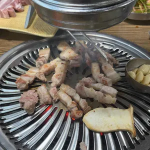 어메고깃집숯불구이 대표 사진