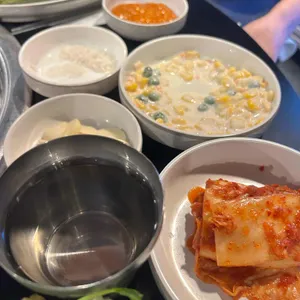 다독이네 숯불구이 대표 사진