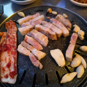 와인에빠진저팔계 대표 사진