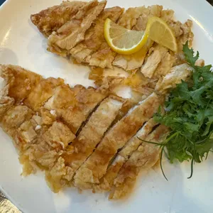 신 짜오 대표 사진