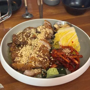 정손 대표 사진