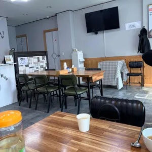 서호냉면앤굴보쌈 대표 사진