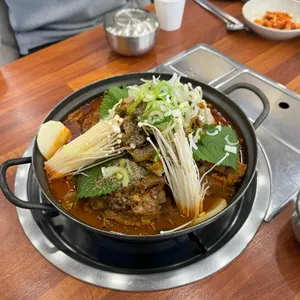 서부청기와감자탕 사진