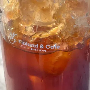 플라랜드앤카페 사진