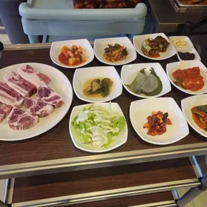 하설채 대표 사진