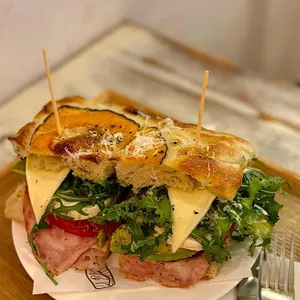 카페샌드위치날에 대표 사진