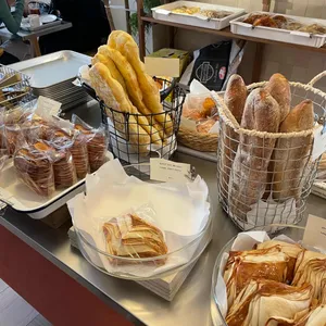 악토버 베이커리 대표 사진