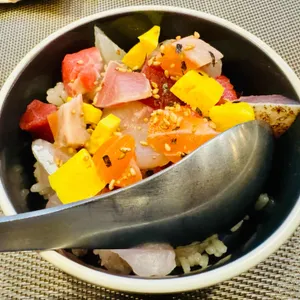 카타나 하나 사진