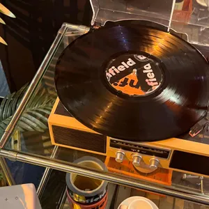 언필드 대표 사진