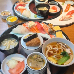 상무초밥 대표 사진